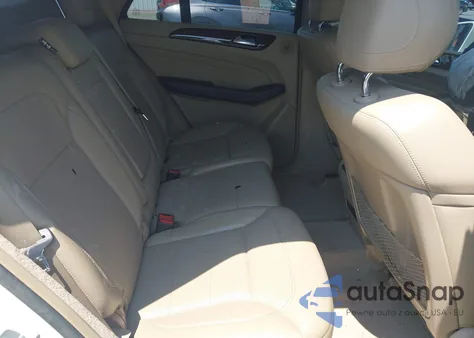 2013 Mercedes-Benz Ml 350 350 z USA, uszkodzony, nr VIN 4JGDA5JB4DA128944